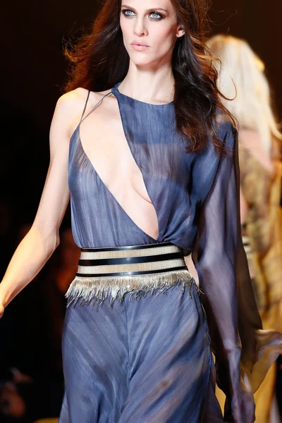Look 38